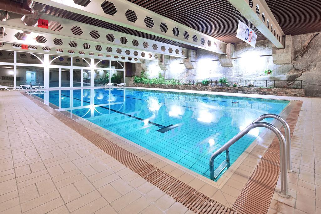 Hotel Aux Mille Etoiles Salvan 외부 사진