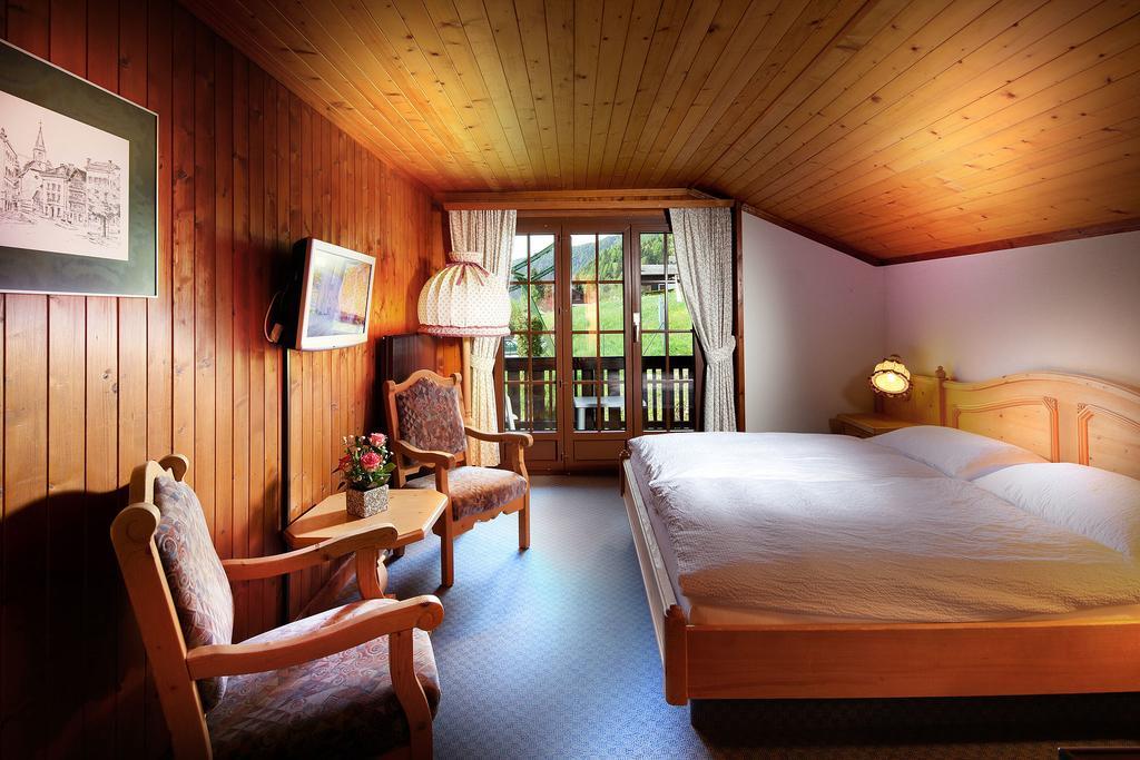 Hotel Aux Mille Etoiles Salvan 외부 사진